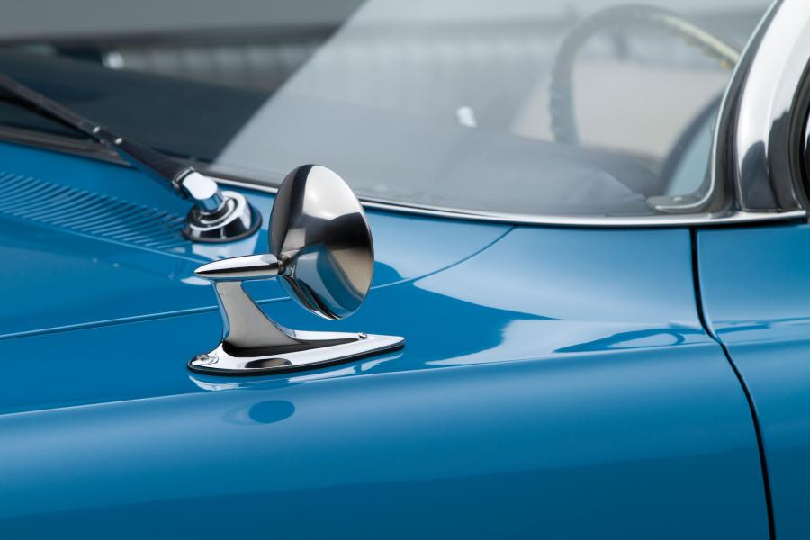 Детали экстерьера Pontiac Bonneville Convertible (2867) 1961 года  (фото 41 из 59)